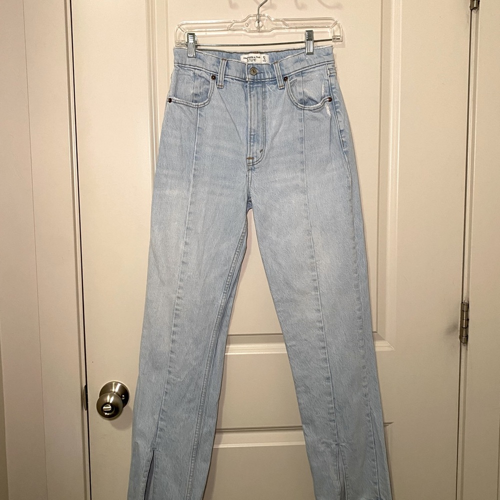 ABERCROMBIE & FITCH 90’s Straight Leg Jeans